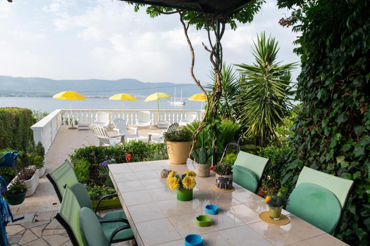 Villa Fjaba - By The Sea - With The Big Terraces & Great Sea View โตรกีร์ ภายนอก รูปภาพ