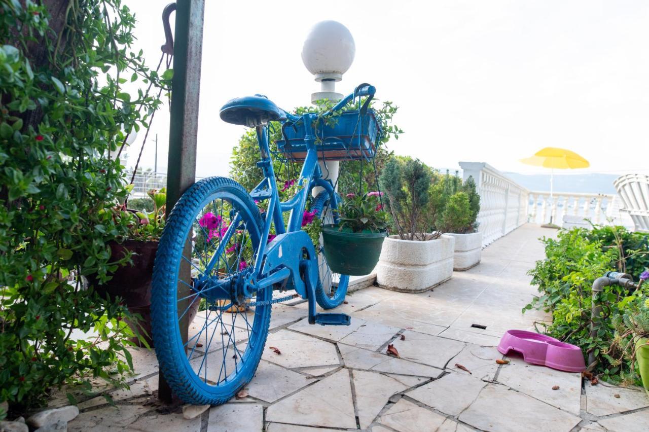 Villa Fjaba - By The Sea - With The Big Terraces & Great Sea View โตรกีร์ ภายนอก รูปภาพ