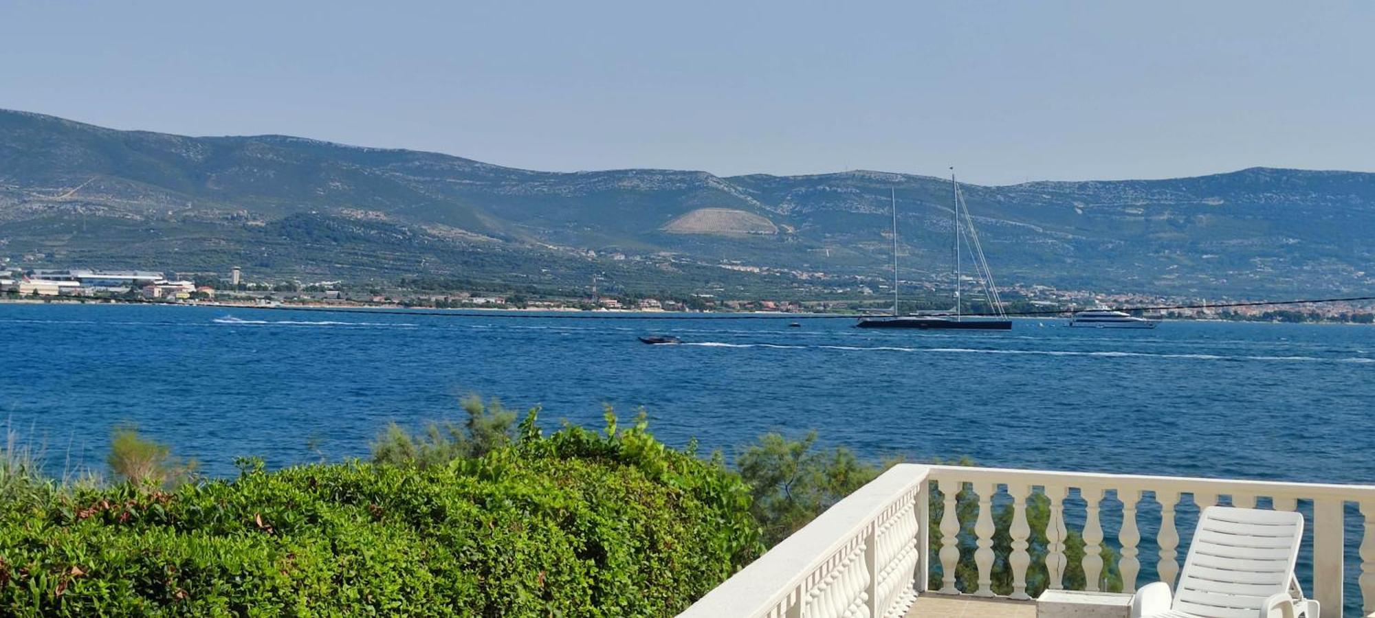 Villa Fjaba - By The Sea - With The Big Terraces & Great Sea View โตรกีร์ ภายนอก รูปภาพ